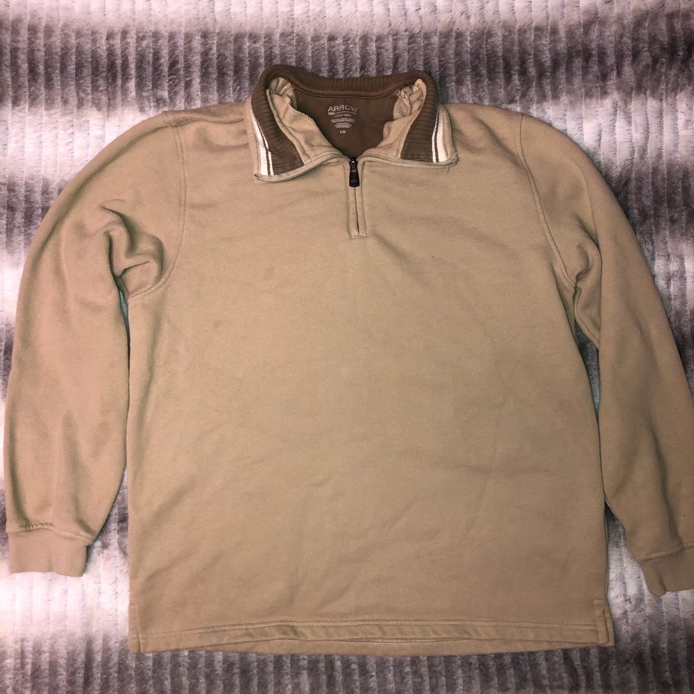 Arrow Quarter Zip